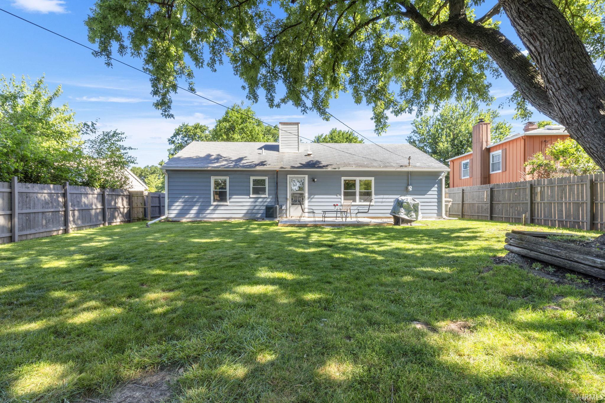 1510 Glenlake Drive South Bend IN 46614