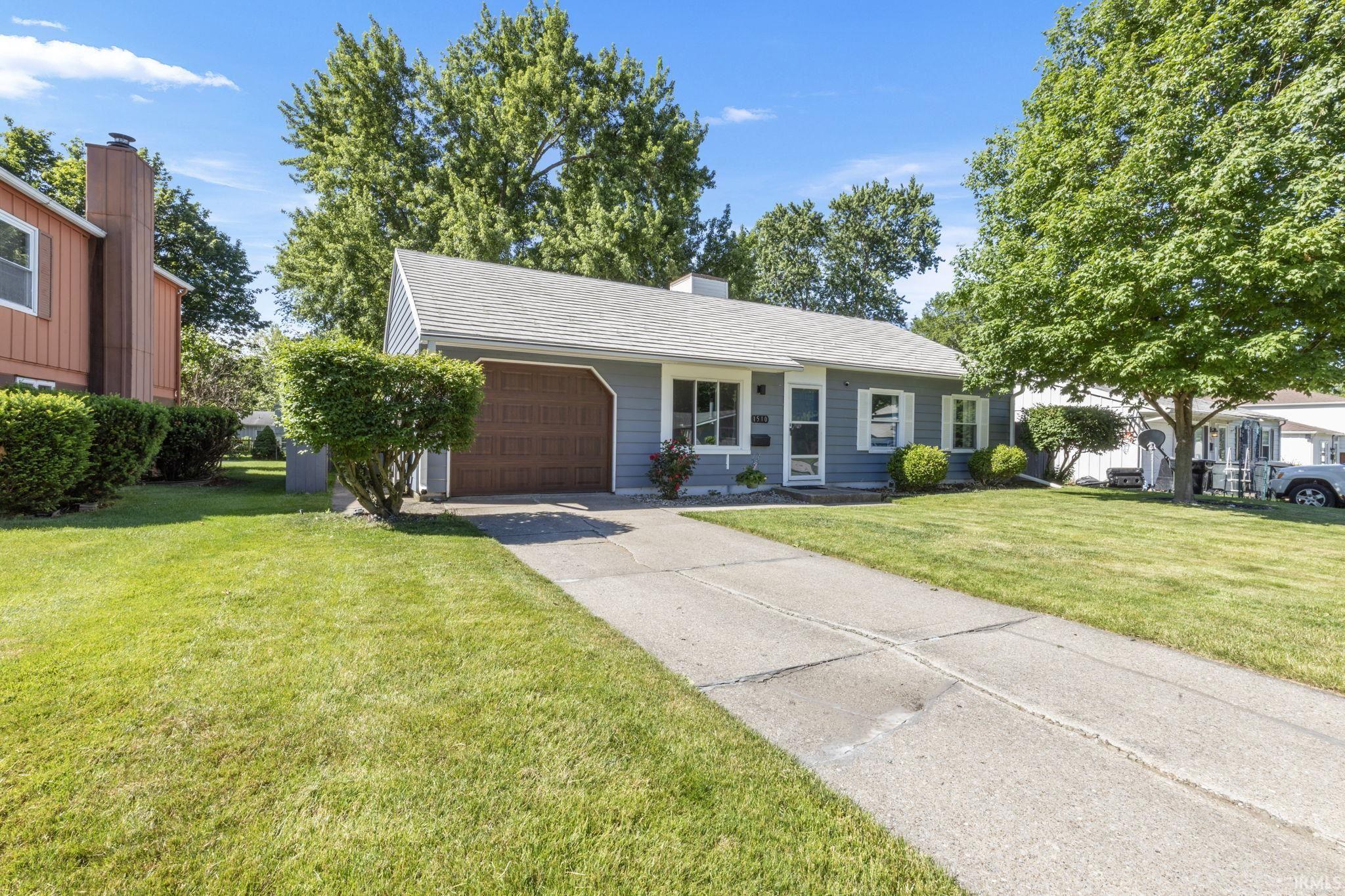 1510 Glenlake Drive South Bend IN 46614