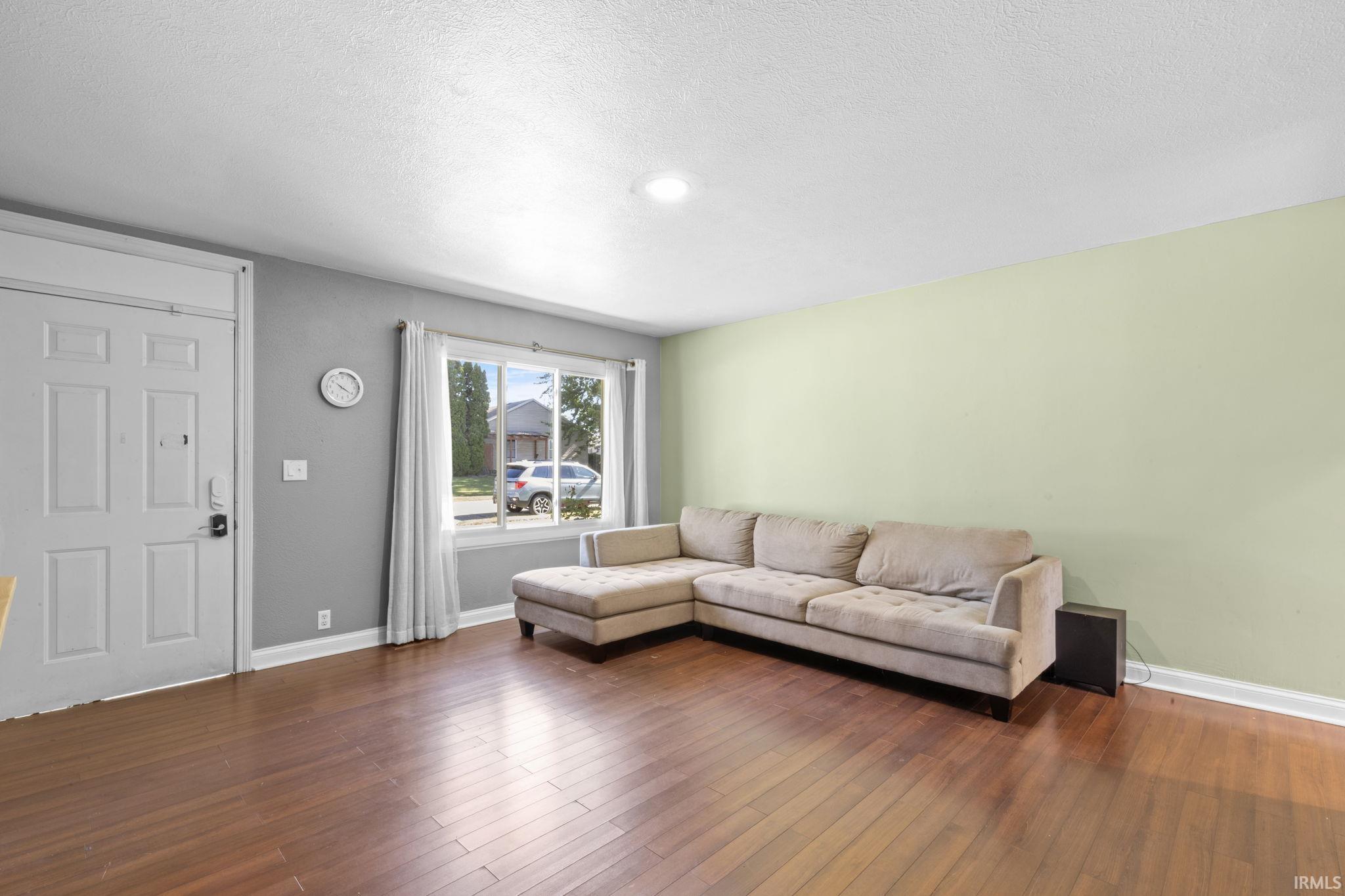 1510 Glenlake Drive South Bend IN 46614
