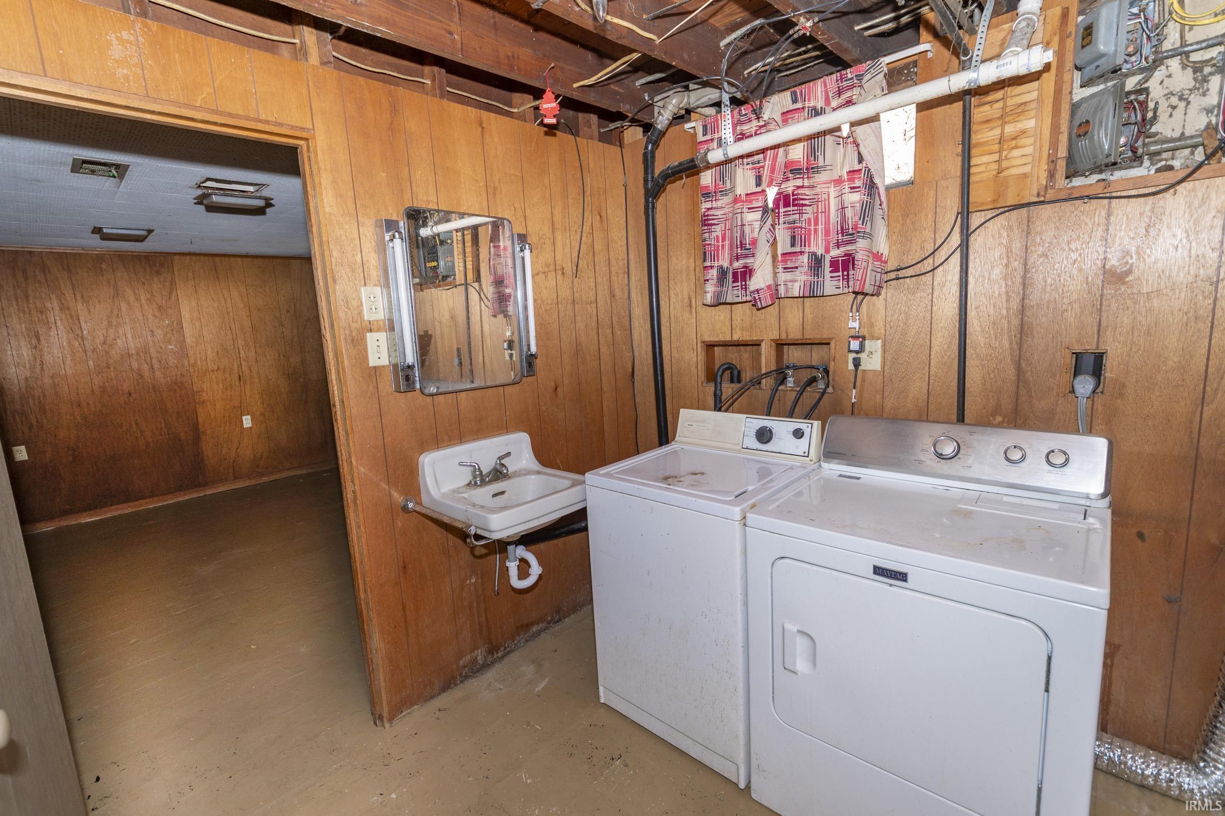 310 E Edgar Avenue Mishawaka IN 46545