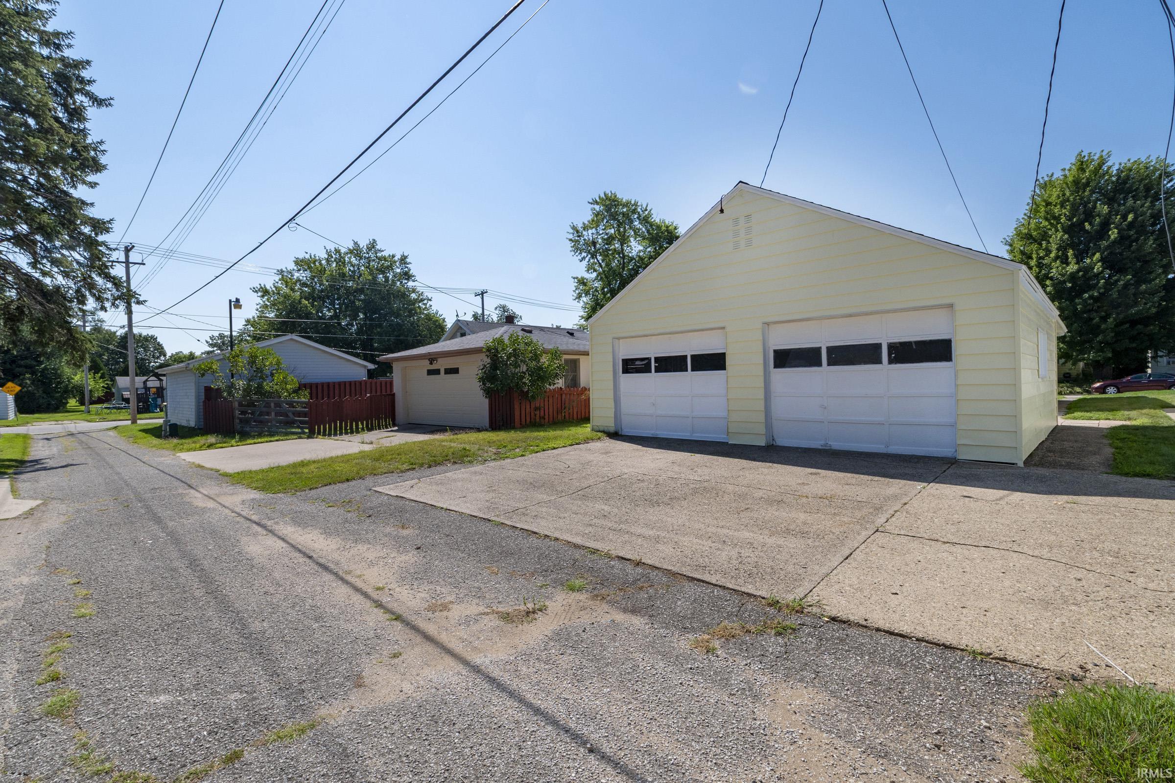 310 E Edgar Avenue Mishawaka IN 46545