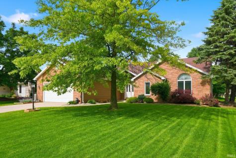 2204 Cedarwood Way Fort Wayne IN 46804