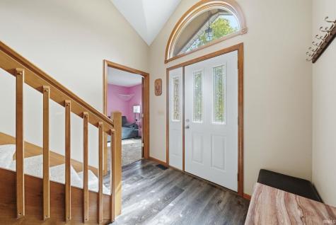 2204 Cedarwood Way Fort Wayne IN 46804