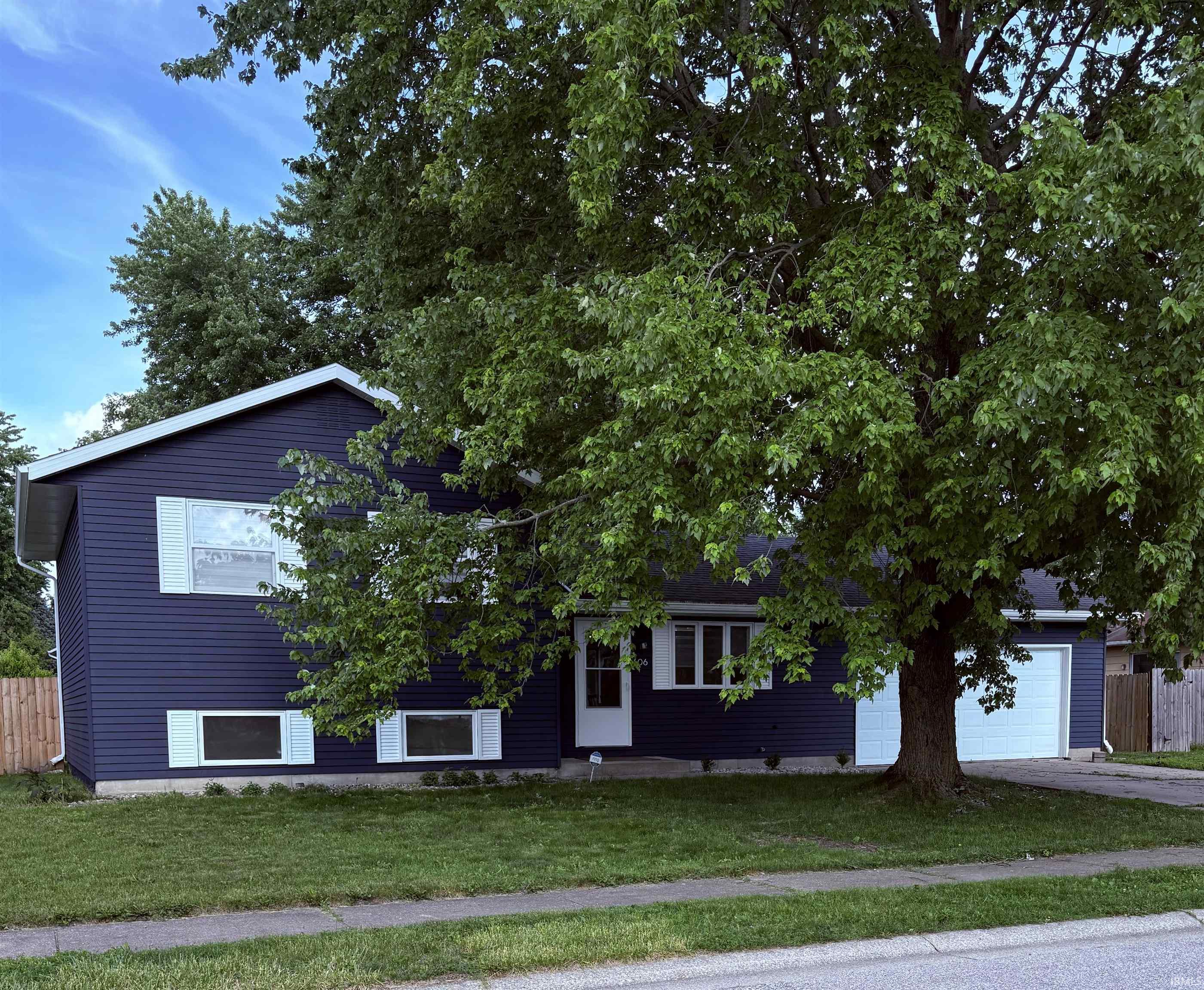 606 S Brook Avenue Mishawaka IN 46544