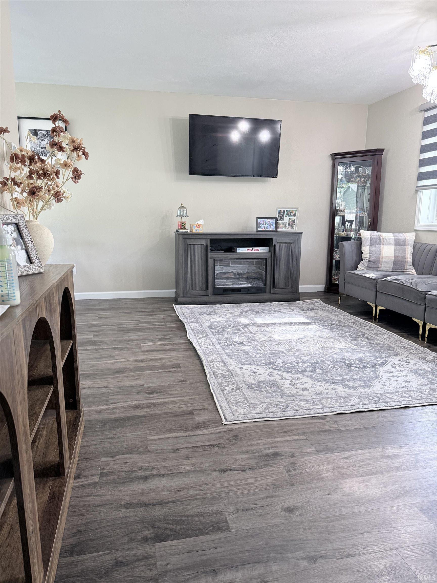 606 S Brook Avenue Mishawaka IN 46544