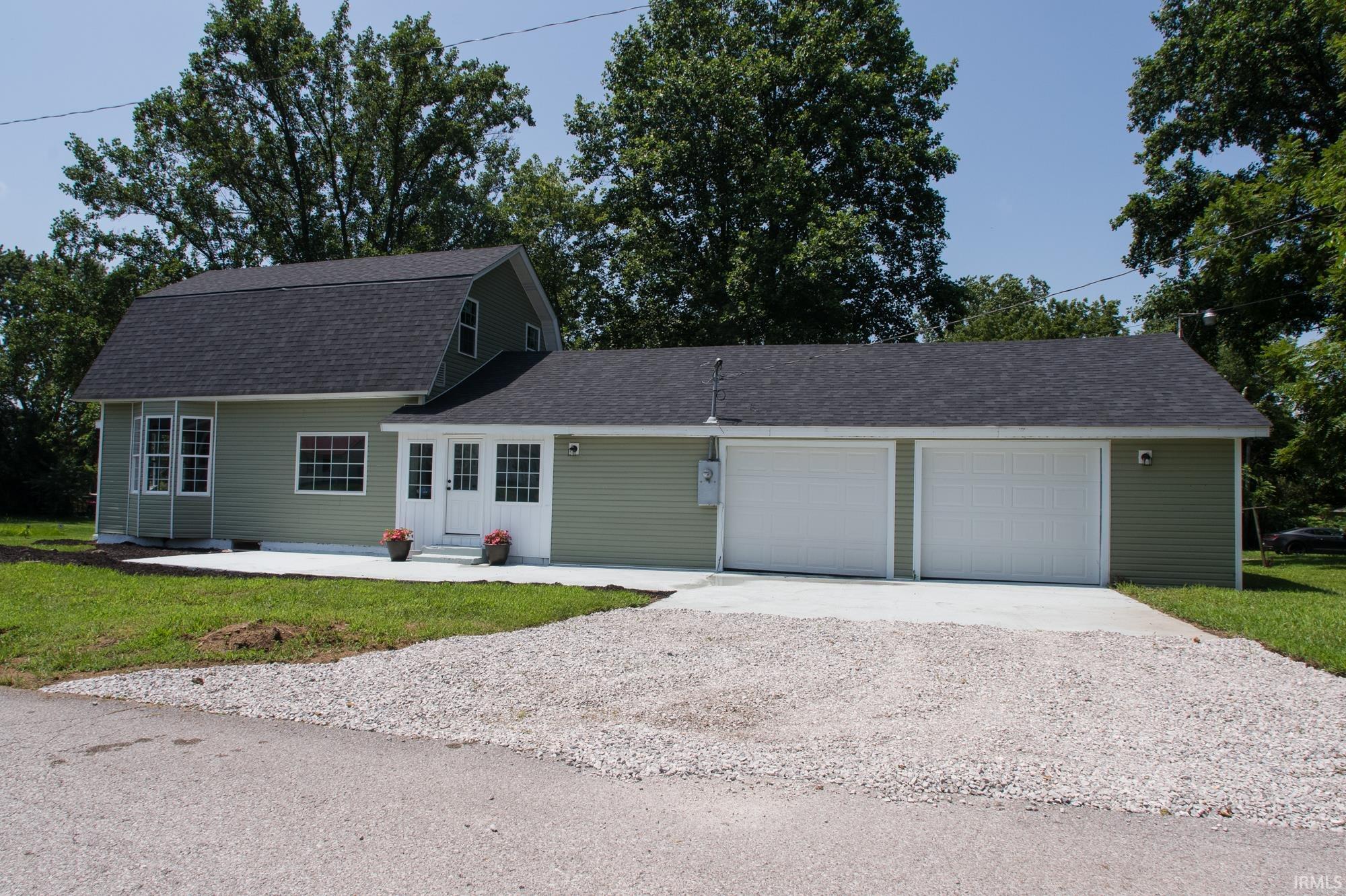 504 W 6th Street Bicknell IN 47512