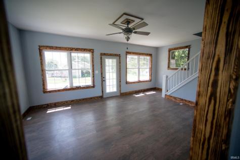 504 W 6th Street Bicknell IN 47512