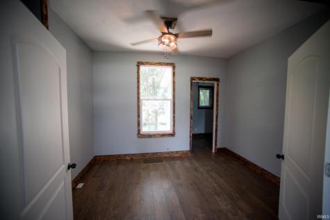 504 W 6th Street Bicknell IN 47512
