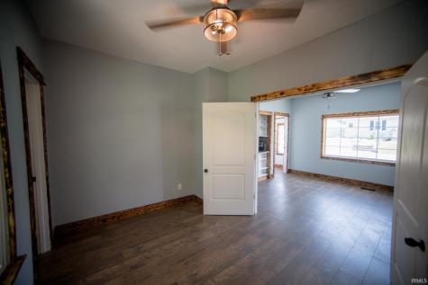504 W 6th Street Bicknell IN 47512