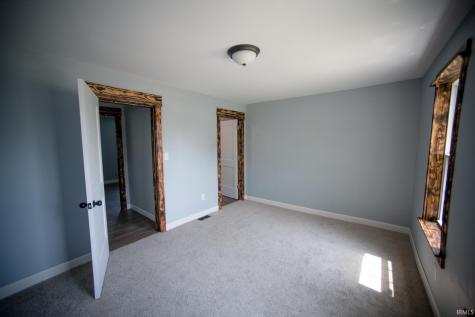 504 W 6th Street Bicknell IN 47512