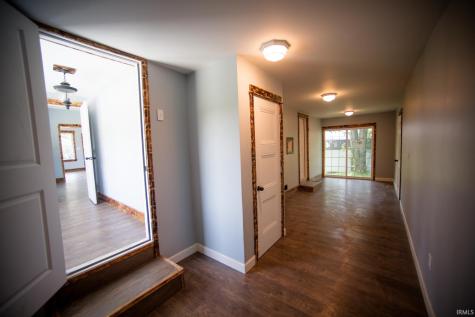 504 W 6th Street Bicknell IN 47512