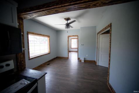 504 W 6th Street Bicknell IN 47512