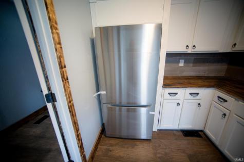 504 W 6th Street Bicknell IN 47512