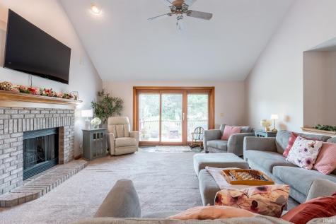 12725 Chancel Court Fort Wayne IN 46845