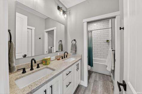 11153 Albany Ridge Drive Osceola IN 46561