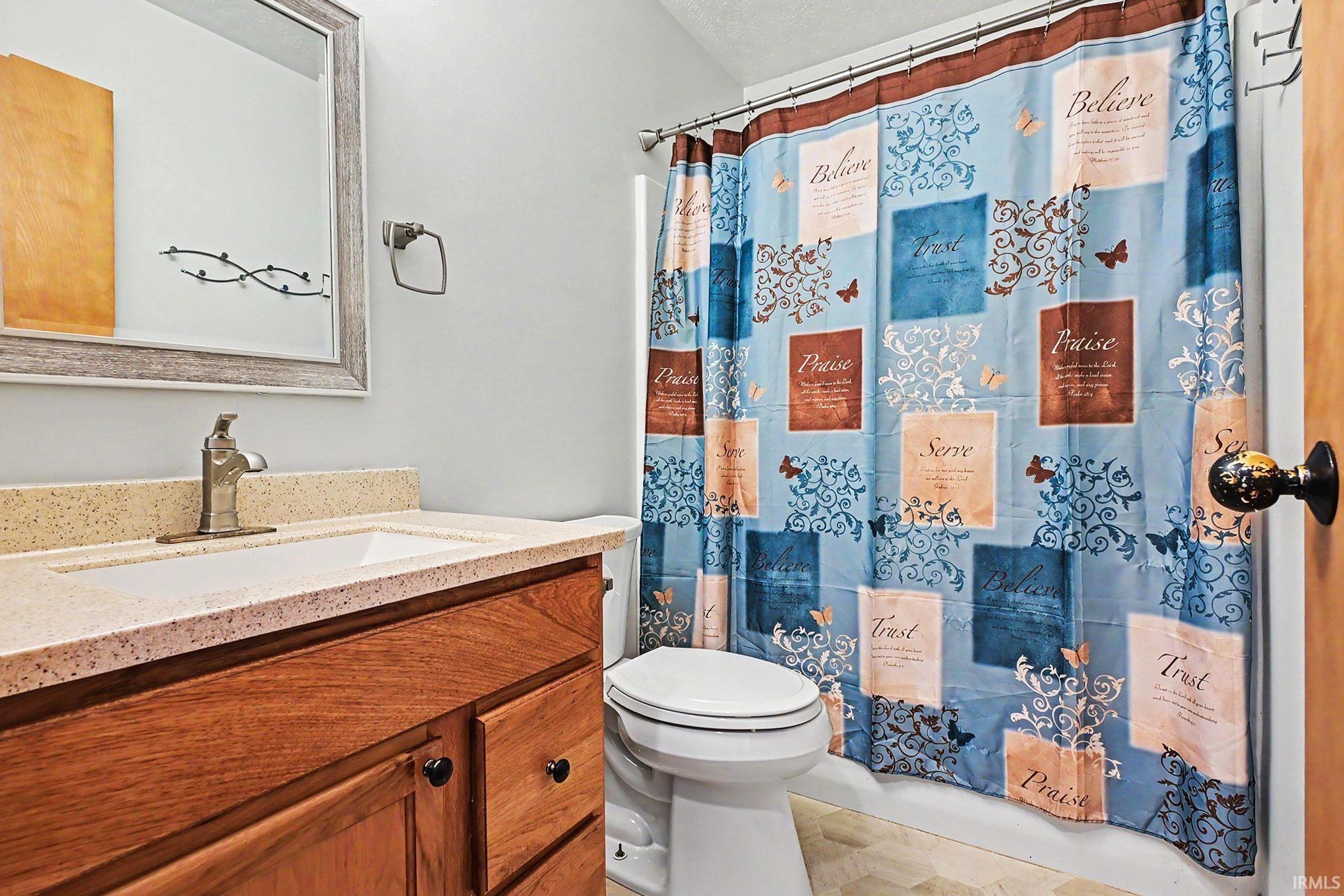 1001 Colonial Manor Drive Goshen IN 46526
