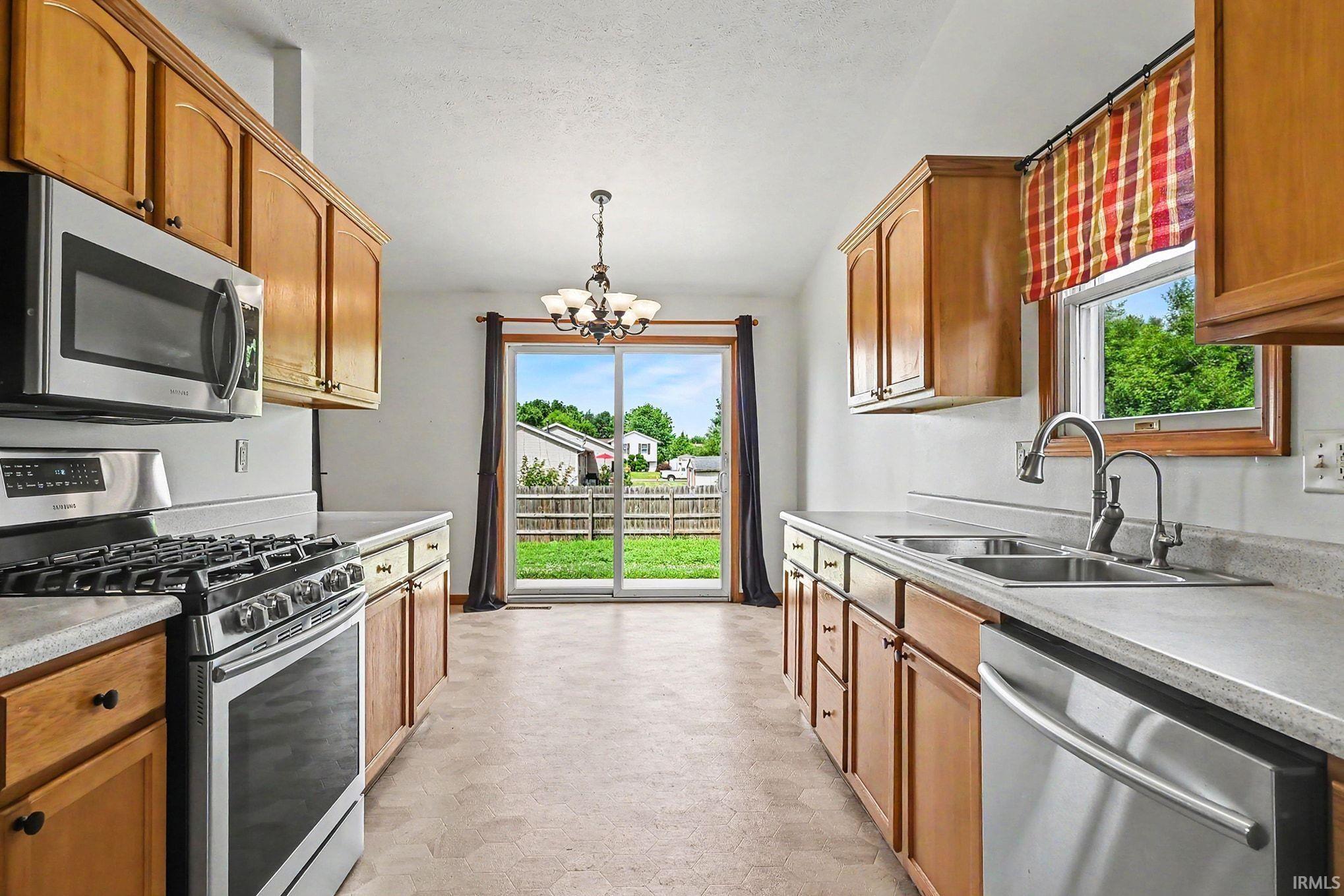 1001 Colonial Manor Drive Goshen IN 46526