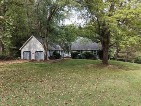 11124 Bayer Court Evansville IN 47712