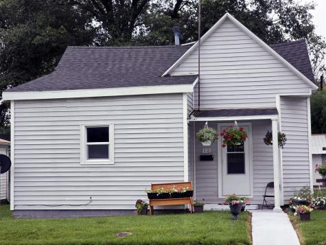 816 S Main Street Bicknell IN 47512