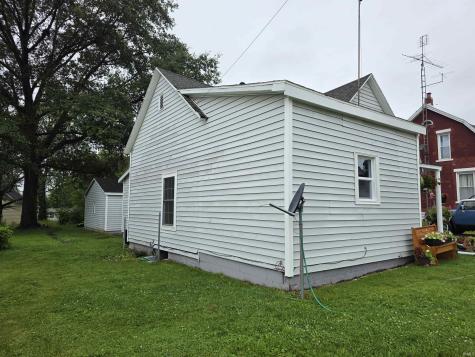 816 S Main Street Bicknell IN 47512