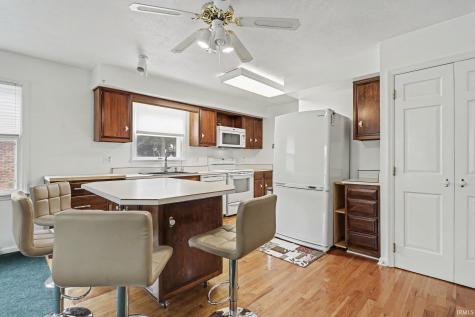 16907 Colony Drive South Bend IN 46635