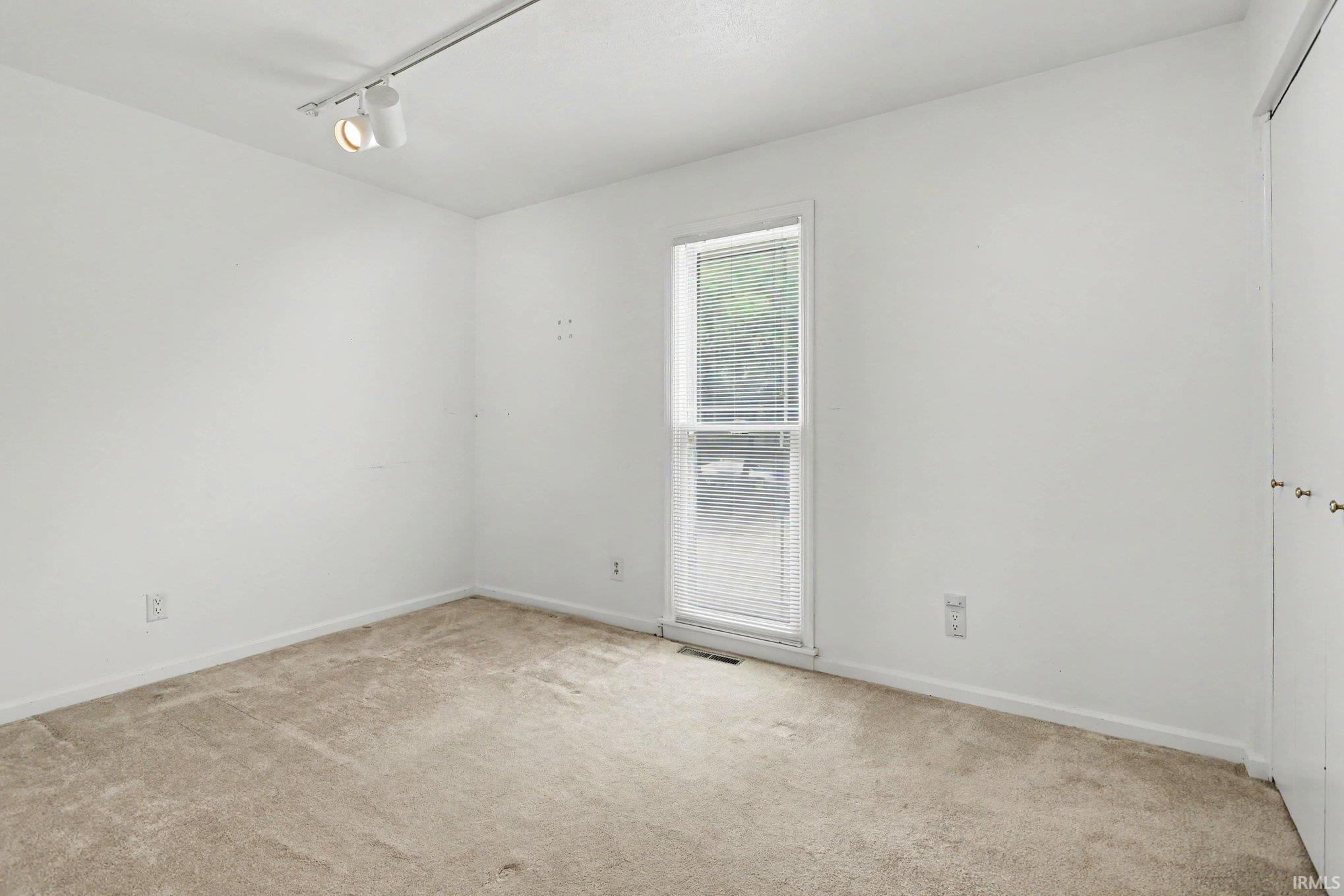 16907 Colony Drive South Bend IN 46635