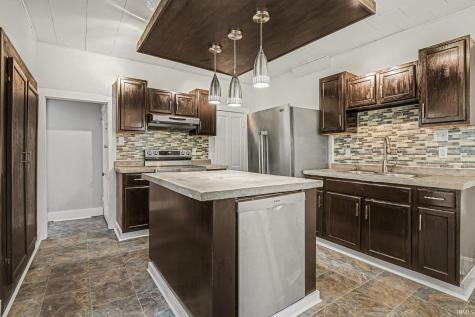 134 Goshen Avenue Elkhart IN 46516