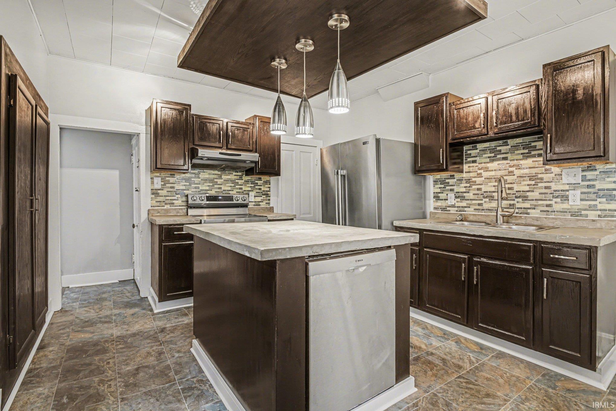 134 Goshen Avenue Elkhart IN 46516