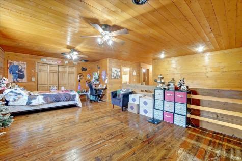 1320 Peerless Road Bedford IN 47421