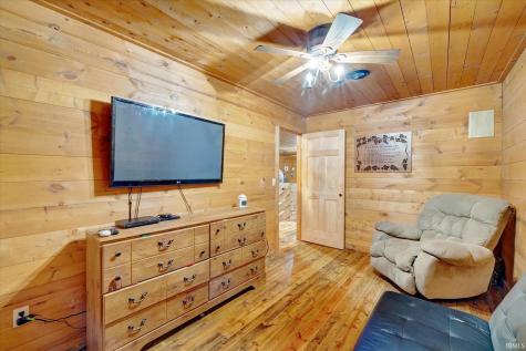 1320 Peerless Road Bedford IN 47421