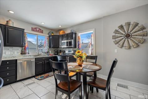 336 N Chauncey Street Columbia City IN 46725