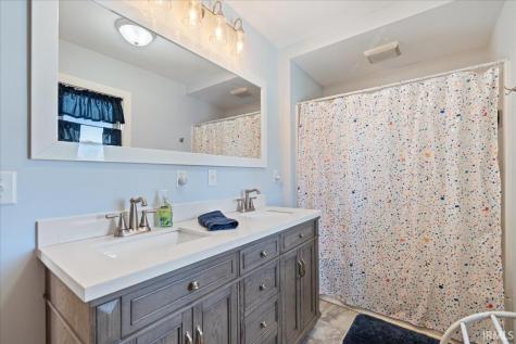 336 N Chauncey Street Columbia City IN 46725