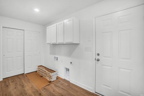 2121 Deepwater Loop Monticello IN 47960