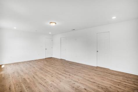 2121 Deepwater Loop Monticello IN 47960