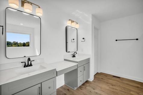 2121 Deepwater Loop Monticello IN 47960