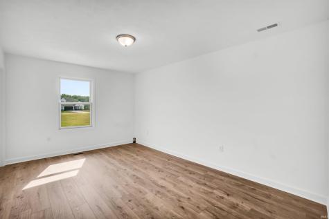 2121 Deepwater Loop Monticello IN 47960