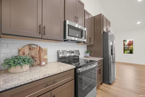 2514 Chrystal Woods Drive Kokomo IN 46901
