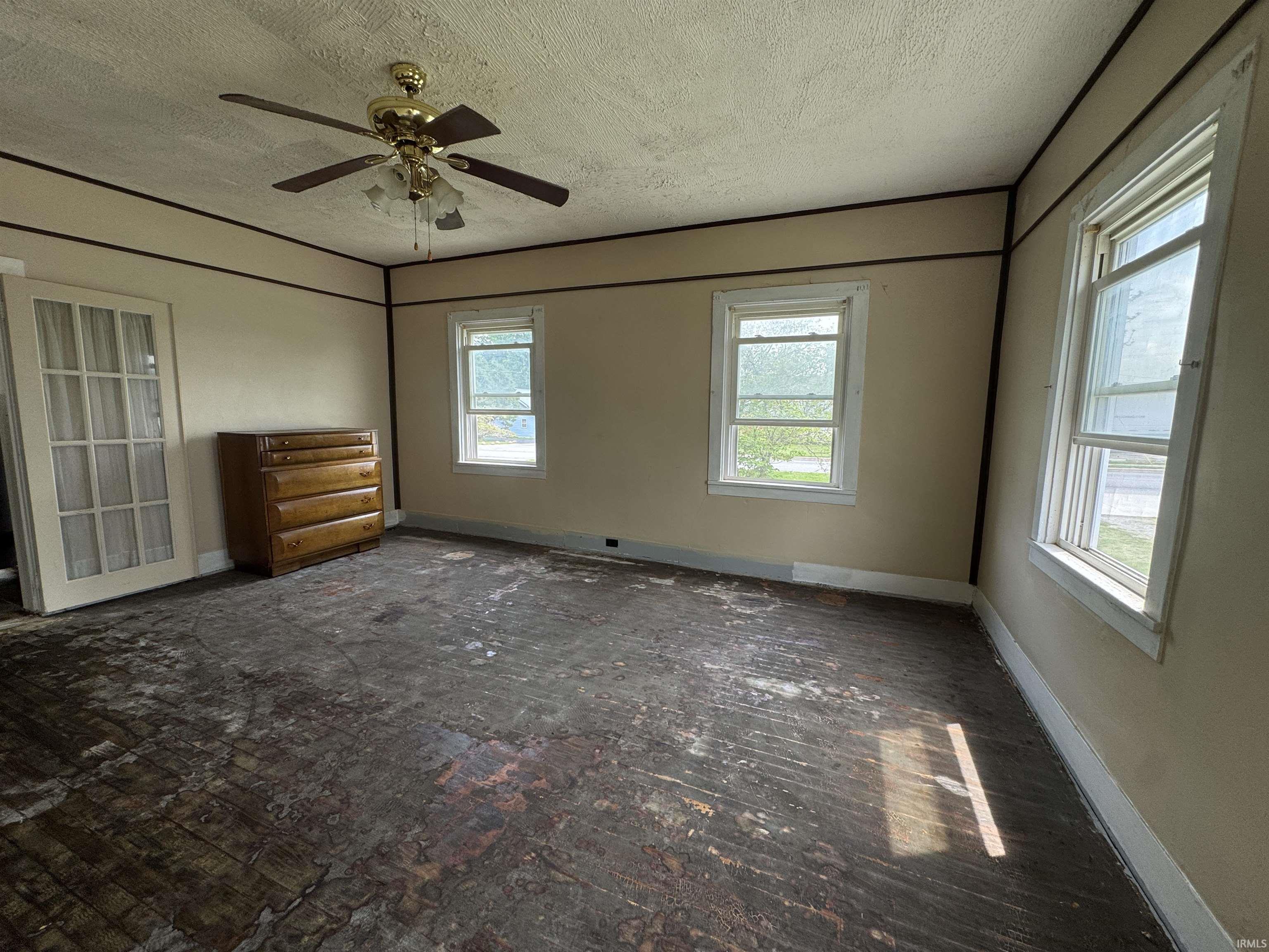 416 S Poplar Street Lagrange IN 46761