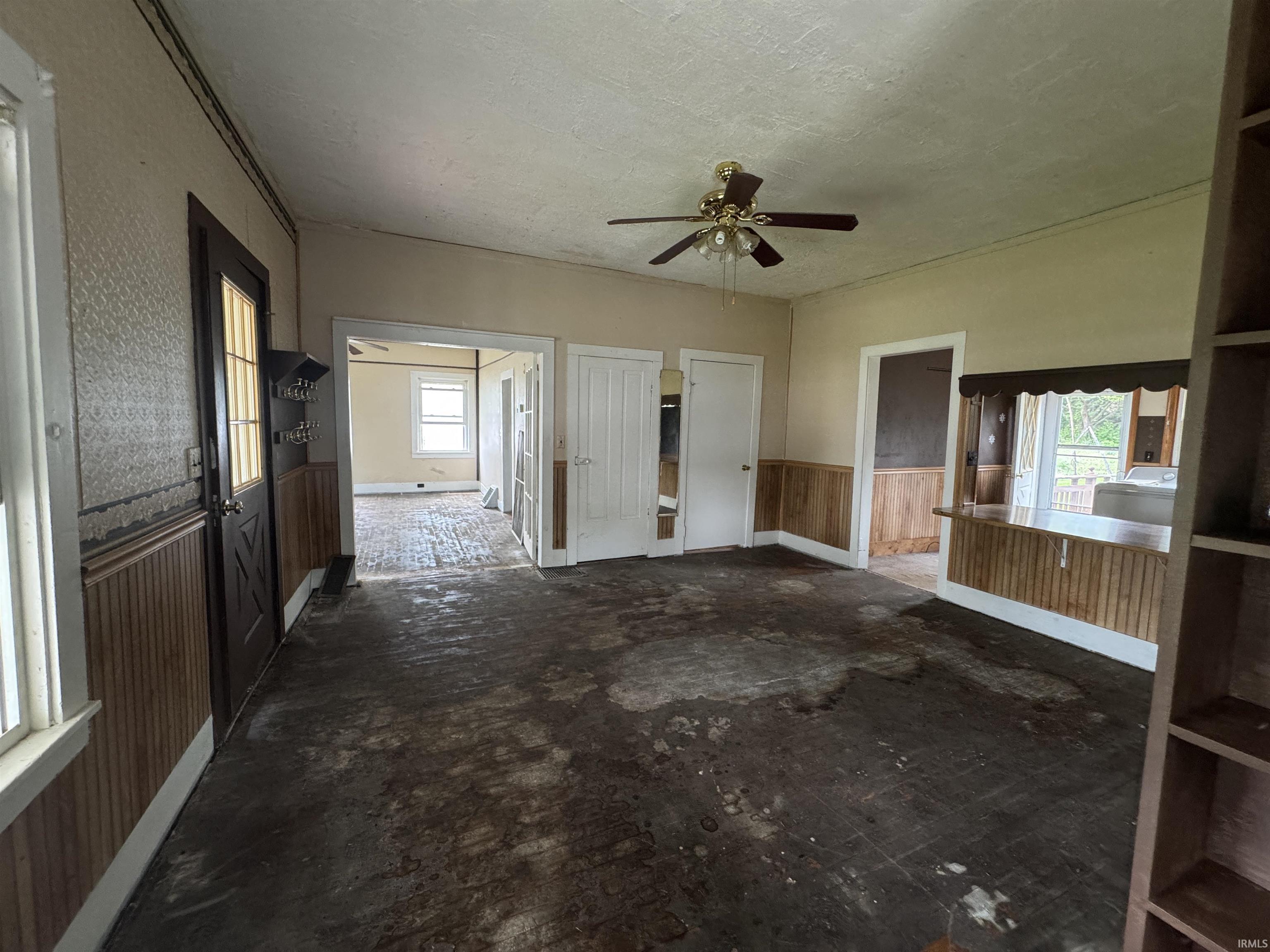 416 S Poplar Street Lagrange IN 46761