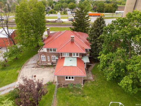 103 E Walnut Street Chalmers IN 47929