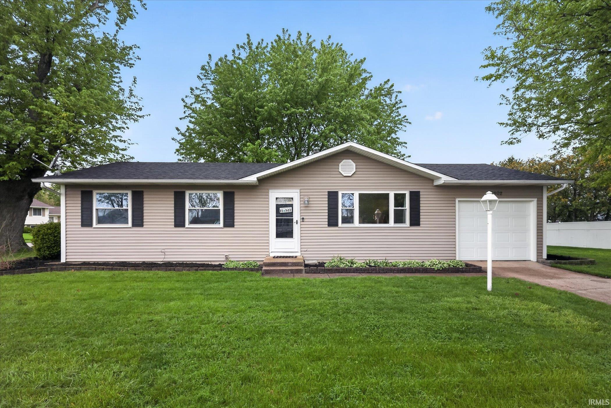 2802 Hampton Road Mishawaka IN 46544