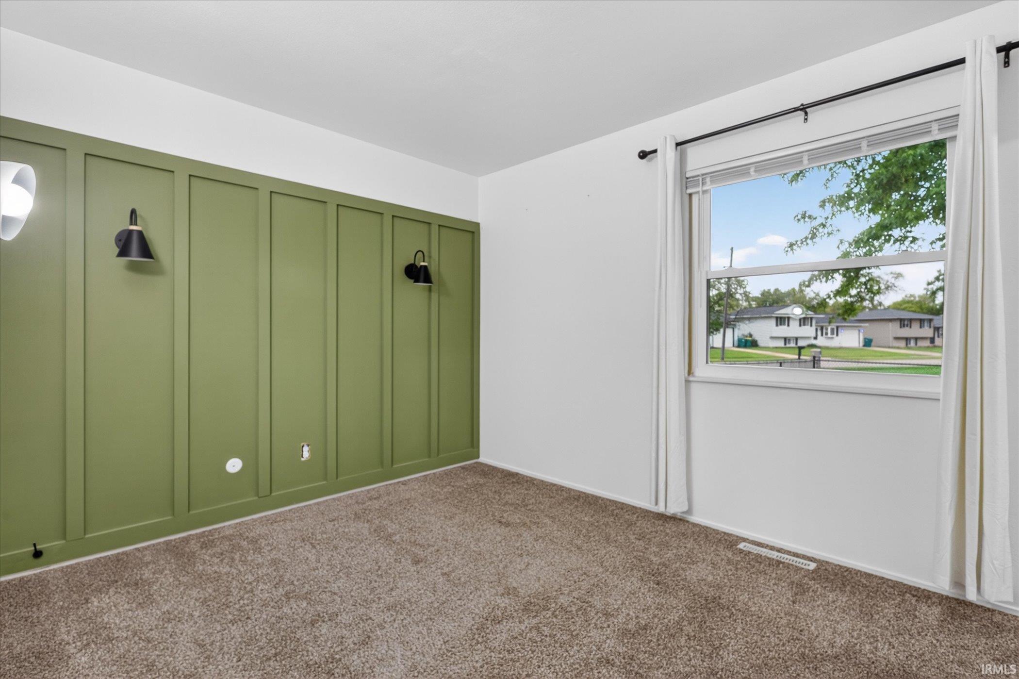 2802 Hampton Road Mishawaka IN 46544