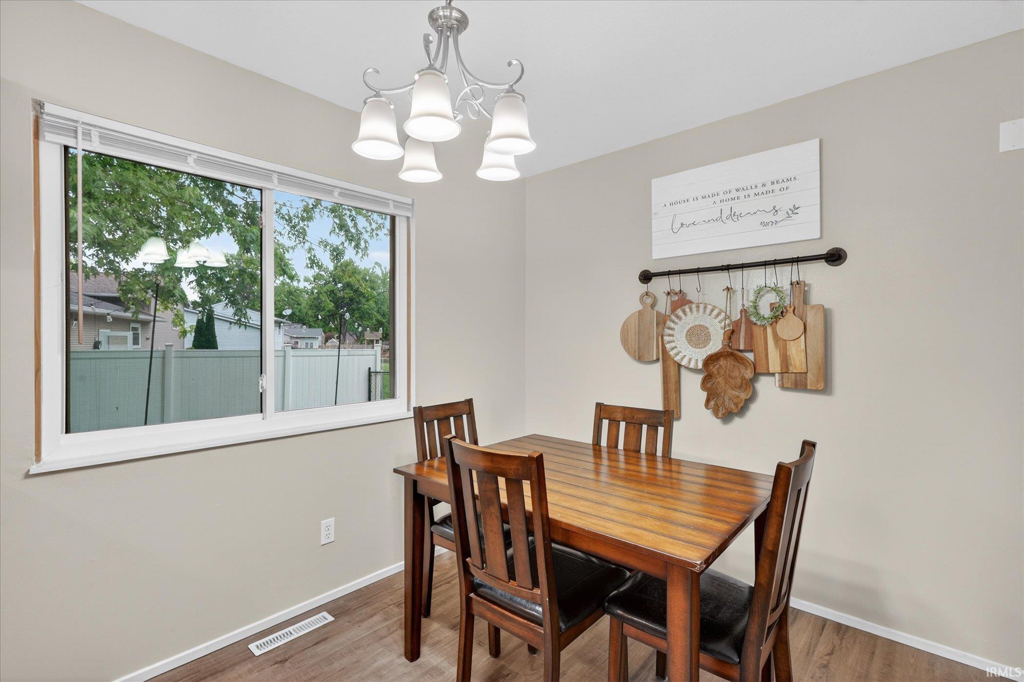 2802 Hampton Road Mishawaka IN 46544