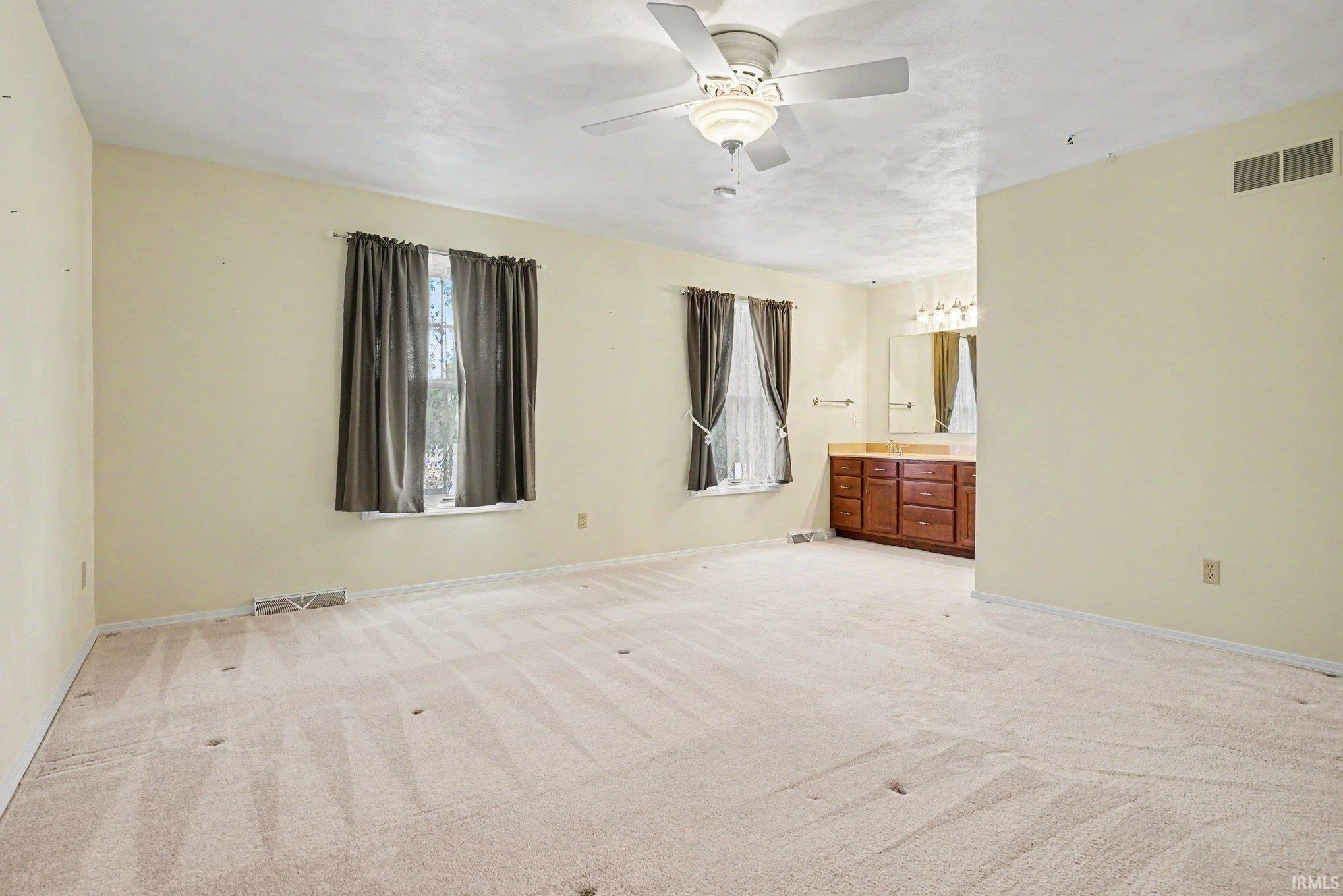 56167 Sturbridge Circle Mishawaka IN 46545