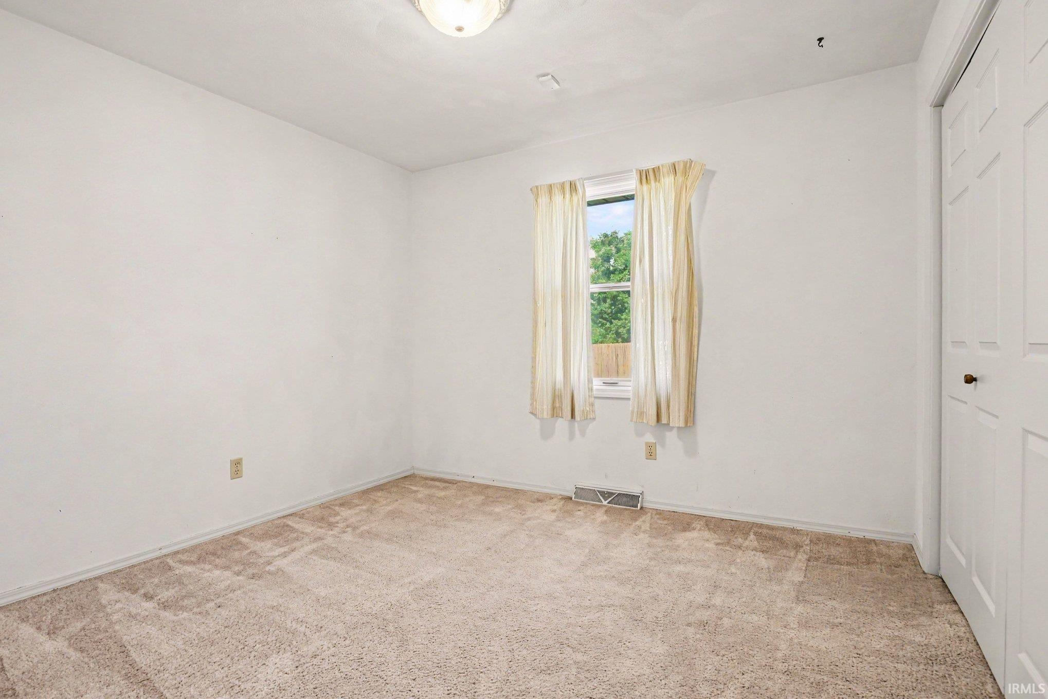 56167 Sturbridge Circle Mishawaka IN 46545