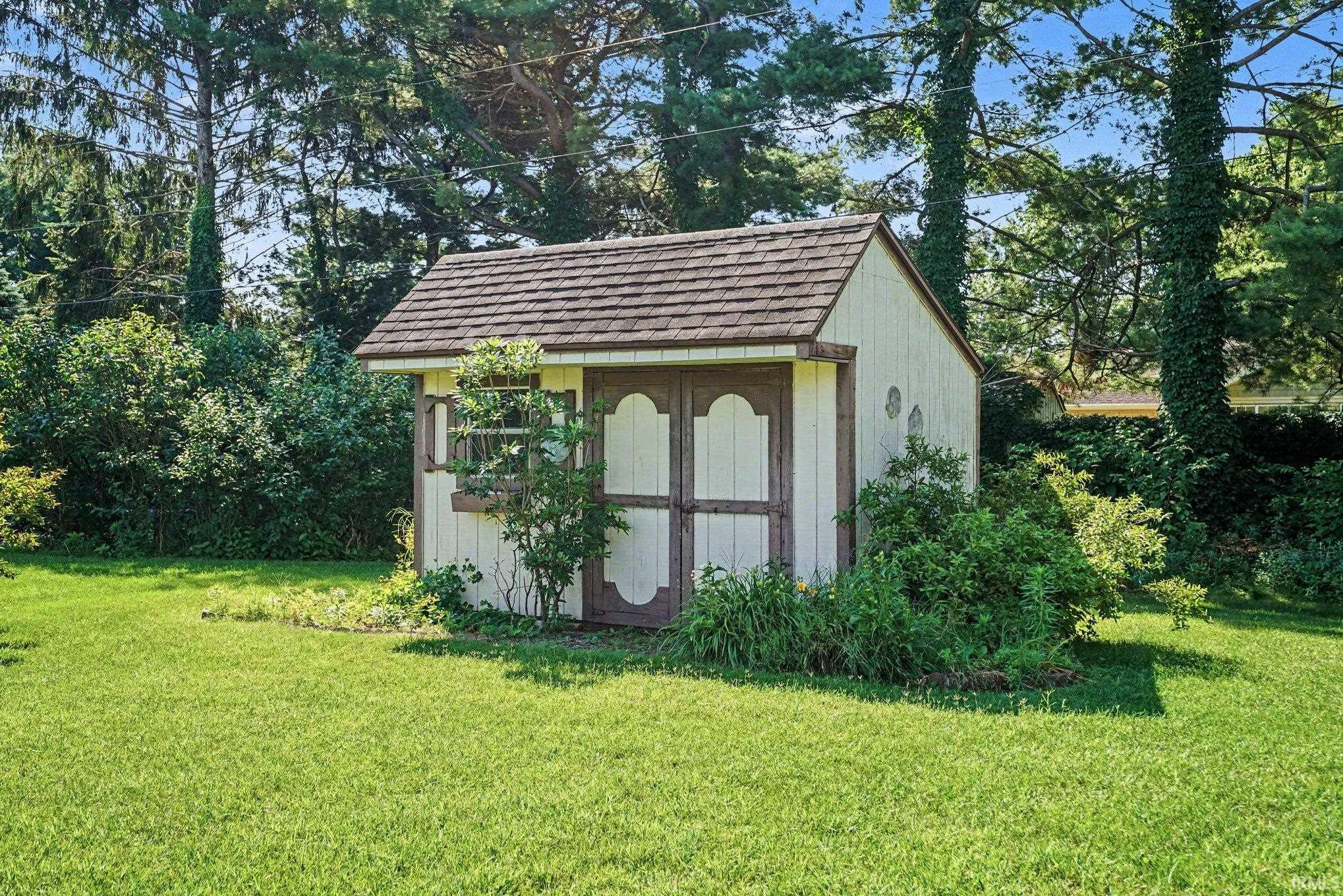 56167 Sturbridge Circle Mishawaka IN 46545