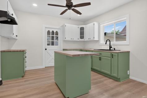 351 W Main Street Peru IN 46970