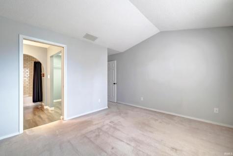 2128 S Bent Tree Drive Bloomington IN 47401