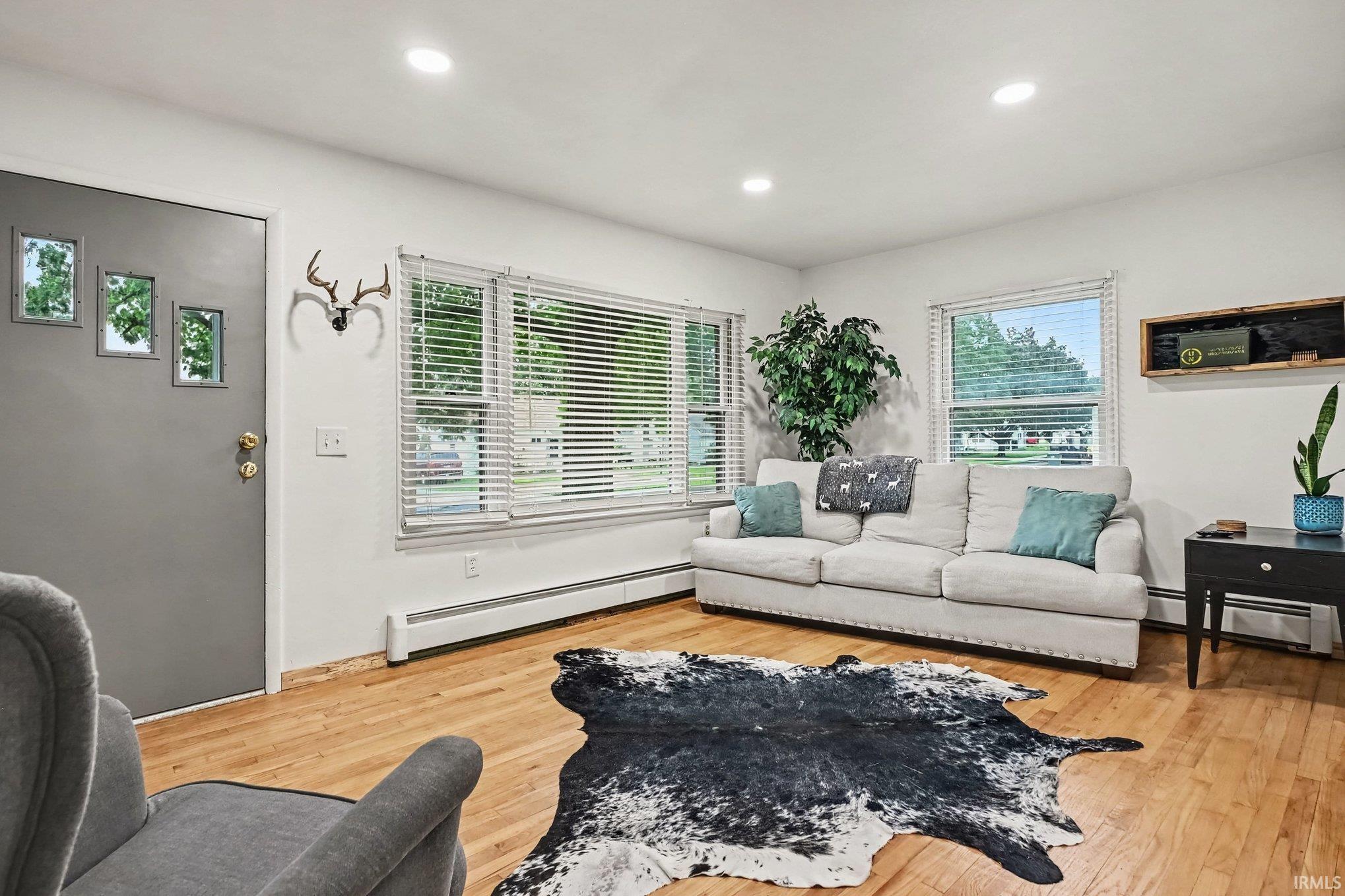 1226 E Clark Street Warsaw IN 46580