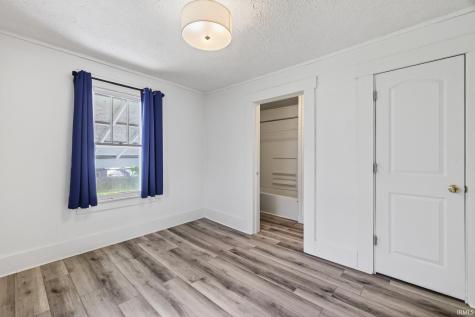 1017 Q Street Bedford IN 47421